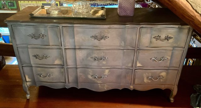 Hand_Painted_Furniture-059